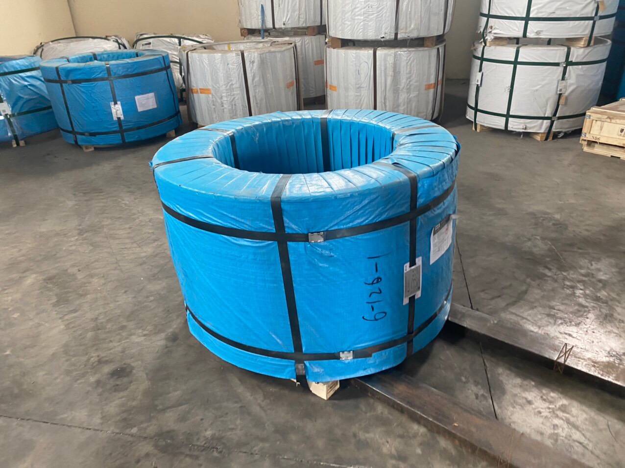 cáp dự ứng lực có vỏ bọc cap-du-ung-luc-co-vo-boc