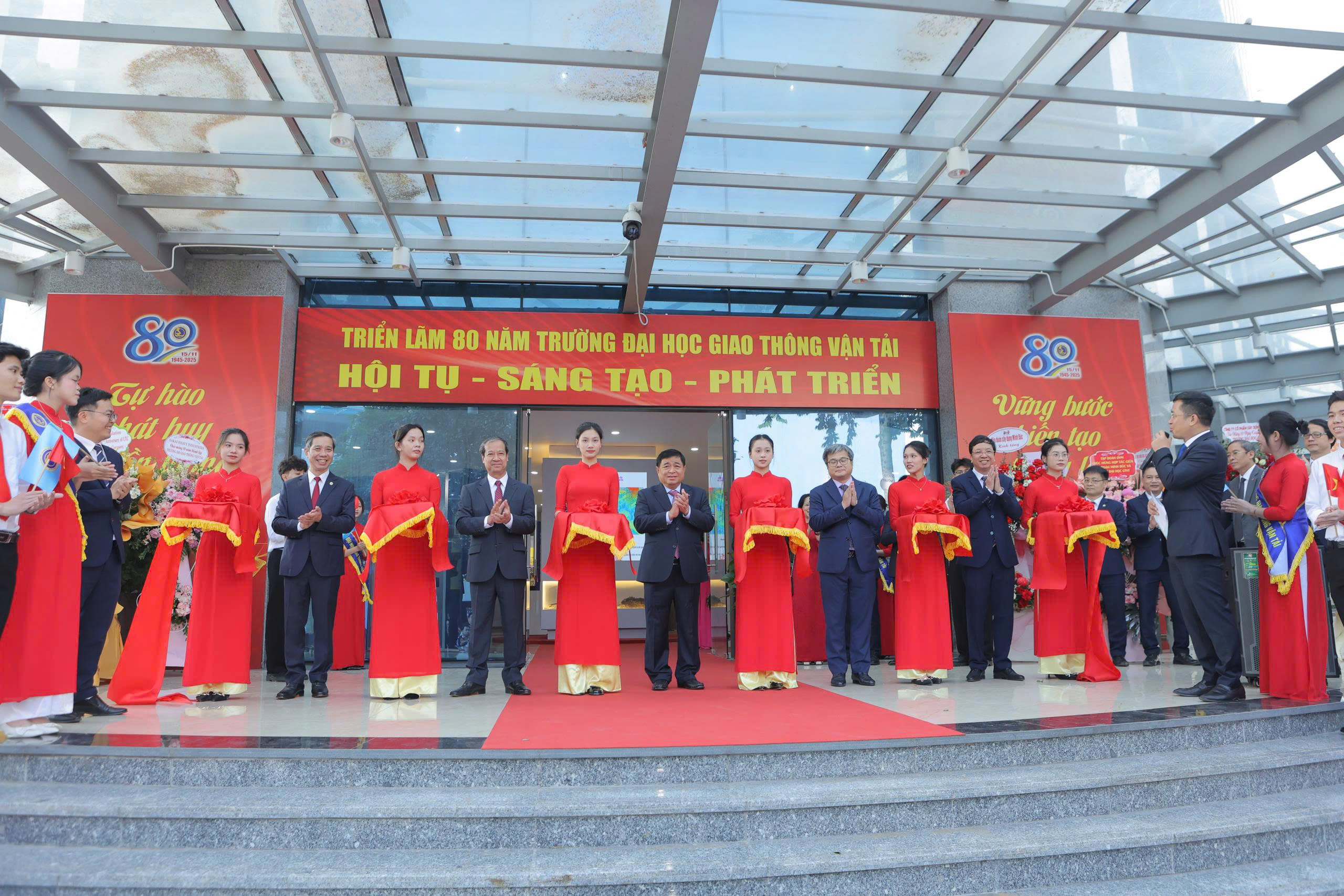 anh-pho-thu-tuong-cat-bang-khanh-thanh