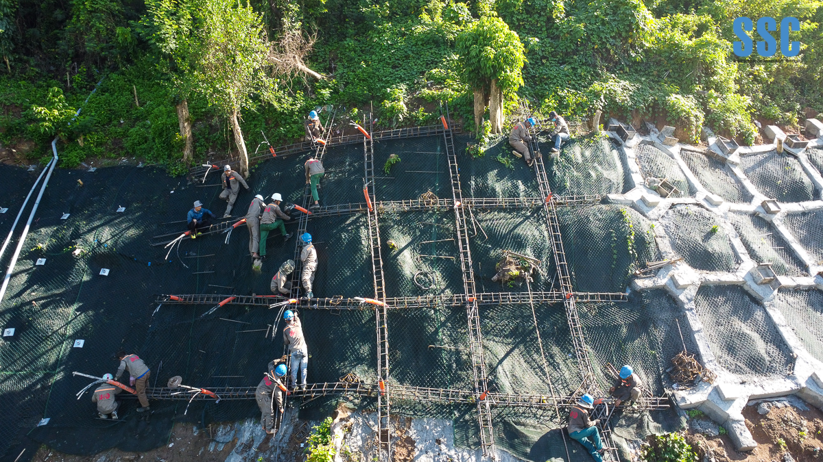 Gia cố mái dốc