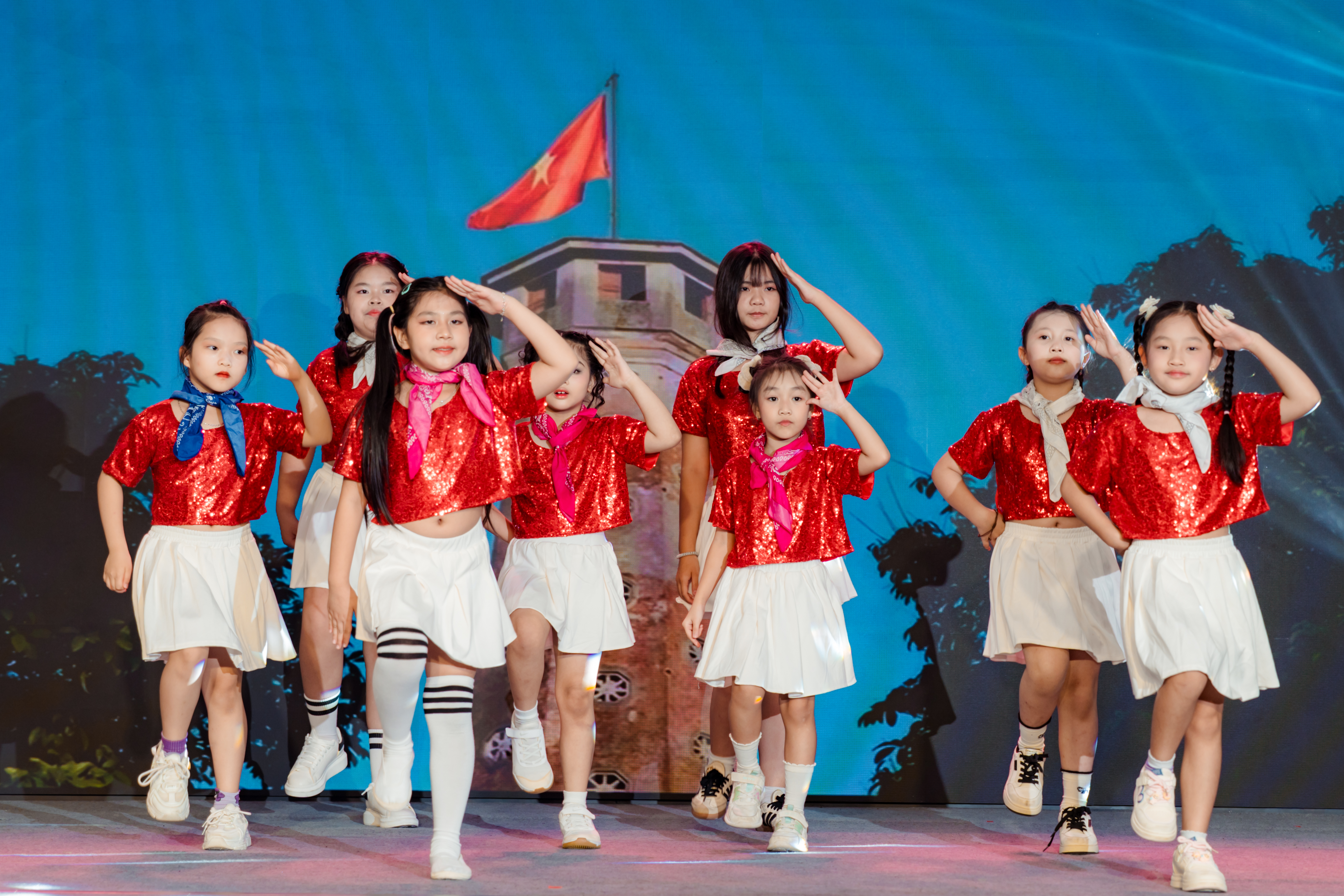 Minh Đức Group tổ chức Gala 20 tháng 10