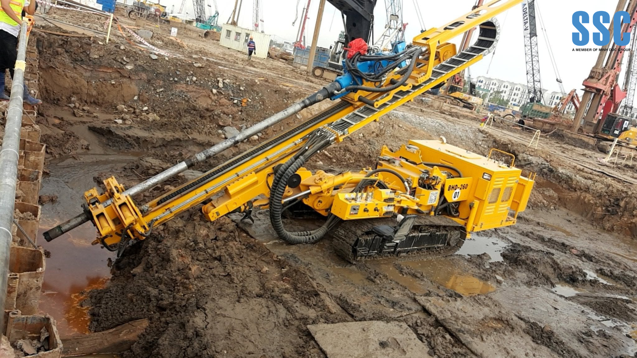 Máy khoan BHD - 260 trên công trường của SSC Việt Nam
