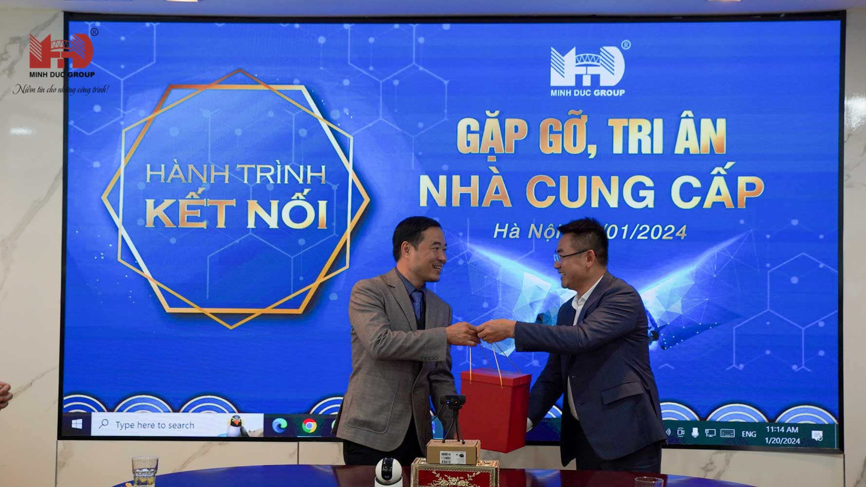 nhà cung cấp