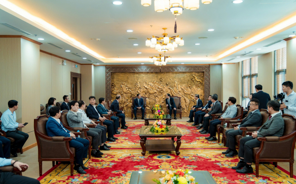 anh-minh-duc-group-cung-cac-doi-tac-gap-go-dai-bieu